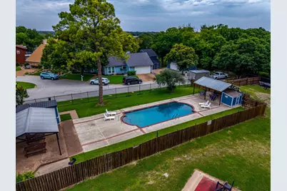 624 Harbor Circle, Azle, TX 76020 - Photo 37