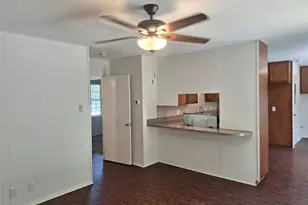 513 Simmons Dr, Euless, TX 76040 - Photo 9