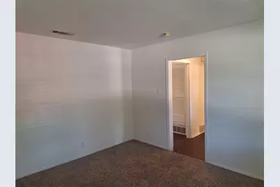 513 Simmons Drive, Euless, TX 76040 - Photo 7
