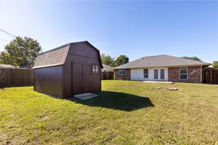 3934 6th St, Sachse, TX 75048 - Photo 11