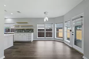 3601 Sandhurst Dr, Flower Mound, TX 75022 - Photo 11