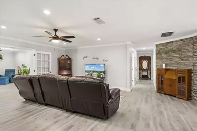 1003 Newell, Hudson Oaks, TX 76087 - Photo 5