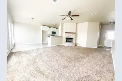 210 Paschall, Mabank, TX 75147 - Photo 5