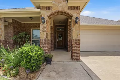 317 Delaware Street, Burleson, TX 76028 - Photo 5