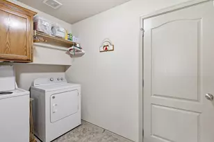 317 Delaware St, Burleson, TX 76028 - Photo 17