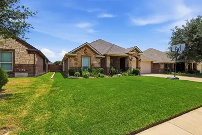 317 Delaware Street, Burleson, TX 76028 - Photo 3