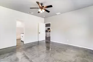 1409 County Rd 913, Burleson, TX 76028 - Photo 29