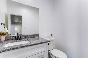 1409 County Rd 913, Burleson, TX 76028 - Photo 31