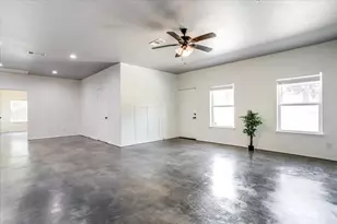 1409 County Rd 913, Burleson, TX 76028 - Photo 9