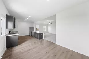 945 Cawthorne Trl, Fort Worth, TX 76108 - Photo 9