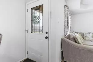 201 Eastland St, Cleburne, TX 76031 - Photo 5