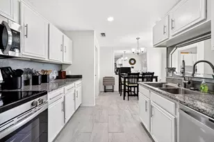 9339 Crimnson Ct, Dallas, TX 75217 - Photo 13