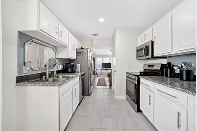 9339 Crimnson Court, Dallas, TX 75217 - Photo 15