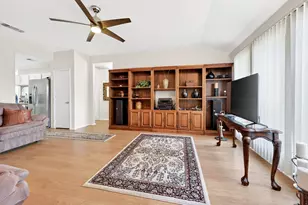 9339 Crimnson Ct, Dallas, TX 75217 - Photo 5