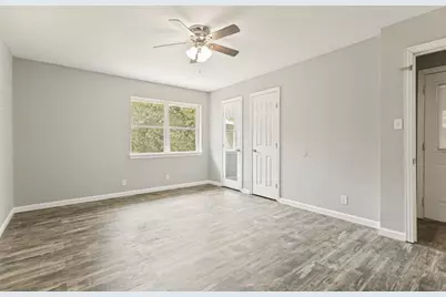 5786 Rockhill Road, Fort Worth, TX 76112 - Photo 7
