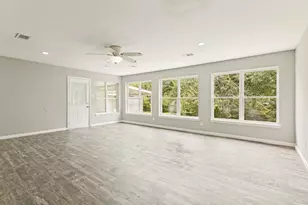 5786 Rockhill Rd, Fort Worth, TX 76112 - Photo 3