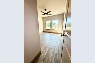732 Fuller Avenue, Cleburne, TX 76031 - Photo 17