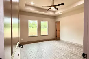 732 Fuller Ave, Cleburne, TX 76031 - Photo 11