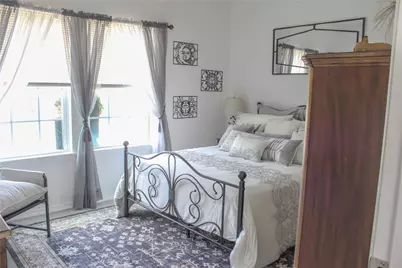 4403 Mountain Hollow Drive, Granbury, TX 76048 - Photo 5