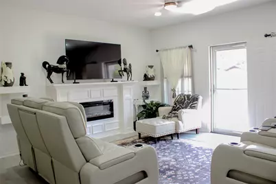 4403 Mountain Hollow Drive, Granbury, TX 76048 - Photo 13