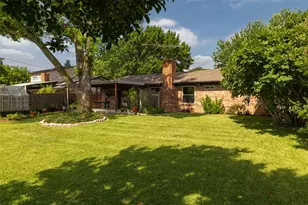 6528 Sherri Ln, North Richland Hills, TX 76182 - Photo 33