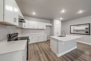 402 S Robbins St, Cleburne, TX 76031 - Photo 23