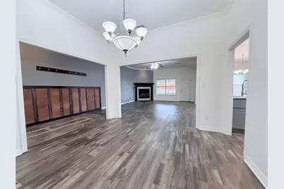 101 Arapaho W, Sherman, TX 75092 - Photo 5