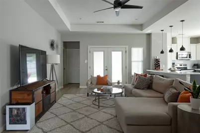 1108 Claude Street, Dallas, TX 75203 - Photo 3