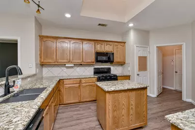 5805 Water Ridge Court, Fort Worth, TX 76179 - Photo 9