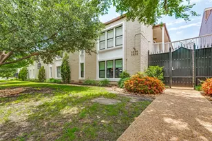 5932 Sandhurst Ln, Dallas, TX 75206 - Photo 3
