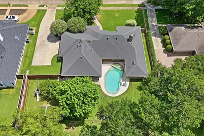 2613 Country Valley Road, Garland, TX 75043 - Photo 39