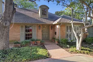 3917 Fairfax Ave, Dallas, TX 75209 - Photo 5
