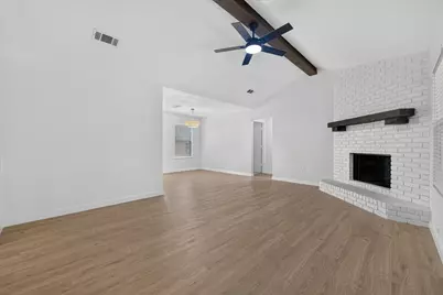24 Oakmont Court, Pantego, TX 76013 - Photo 7