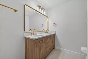 24 Oakmont Ct, Pantego, TX 76013 - Photo 23
