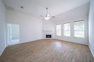 9601 Links Fairway Dr, Rowlett, TX 75089 - Photo 7