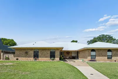 2903 Country Place Court, Carrollton, TX 75006 - Photo 3