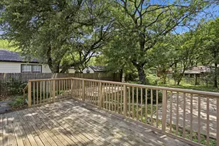 1450 Holcomb Rd, Dallas, TX 75217 - Photo 35