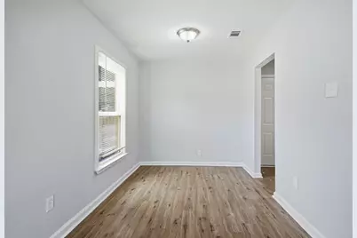 1450 Holcomb Road, Dallas, TX 75217 - Photo 19