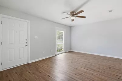 1450 Holcomb Road, Dallas, TX 75217 - Photo 9