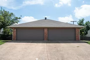 6608 Parkview Ln, North Richland Hills, TX 76182 - Photo 1
