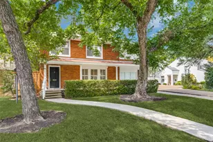 3528 Mockingbird Ln, Highland Park, TX 75205 - Photo 1