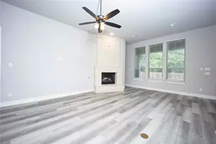 1692 Stonegate St, Waxahachie, TX 75165 - Photo 9