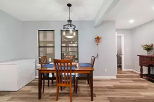 1945 N Collegiate Dr, Paris, TX 75462 - Photo 5