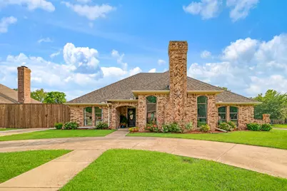 1945 N Collegiate Drive, Paris, TX 75462 - Photo 1