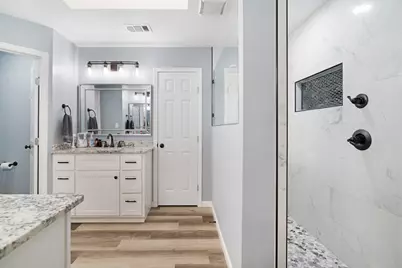 1945 N Collegiate Drive, Paris, TX 75462 - Photo 11