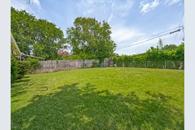 1604 Pleasant Run Road, Carrollton, TX 75006 - Photo 21