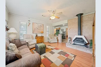 1604 Pleasant Run Road, Carrollton, TX 75006 - Photo 11