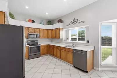 4257 Harvest Hill Road, Carrollton, TX 75010 - Photo 15