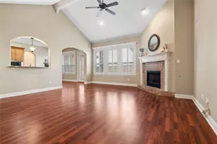 6411 Tuscany Park Dr, Arlington, TX 76016 - Photo 9