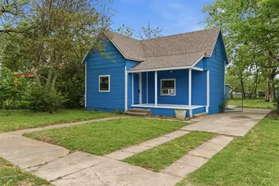 127 E Walker Street, Denison, TX 75021 - Photo 1
